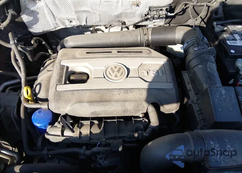 2017 Volkswagen Tiguan 2.0T Wolfsburg Edition z USA, uszkodzony, nr VIN WVGSV7AX5HK027754